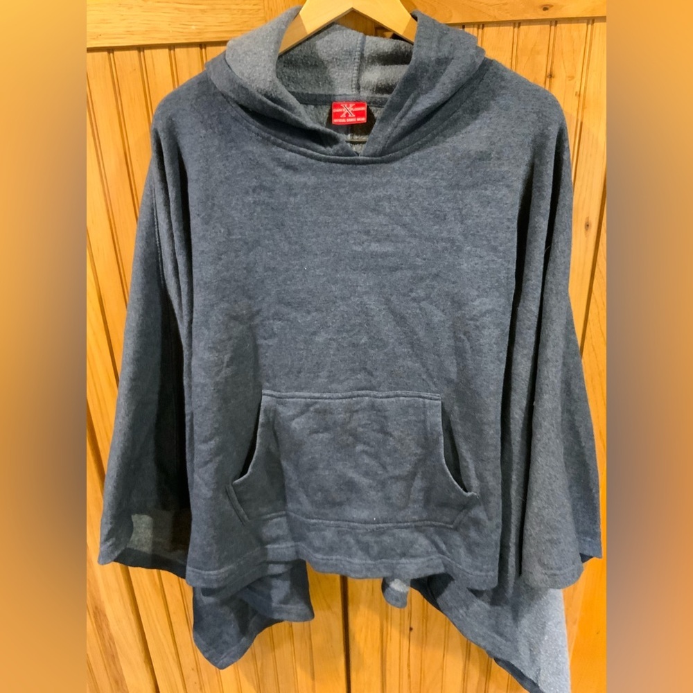 Gray Hooded Poncho with Green Text Dance Explousion - Picture 3 of 3
